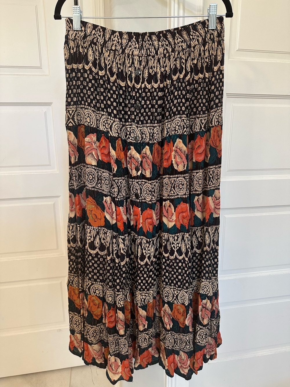 Vintage Exclusif by Whispers Button Front Crinkle Maxi Skirt Floral Print Sz L